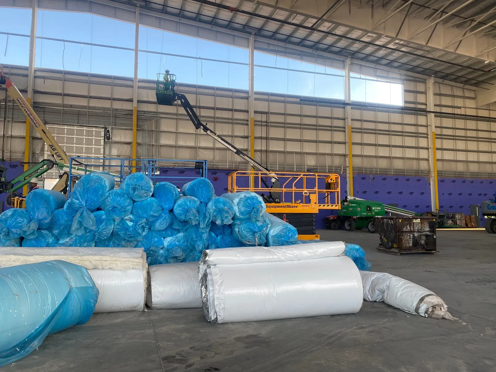 FlyUSA - Sheltair Hangar 1
